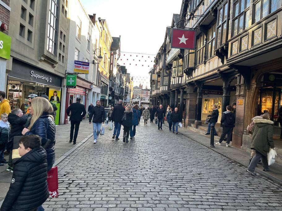 Cathedral On The Rows - City Centre Chester Esterno foto